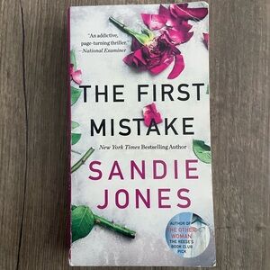The First Mistake by Sandie Jones - Paperback